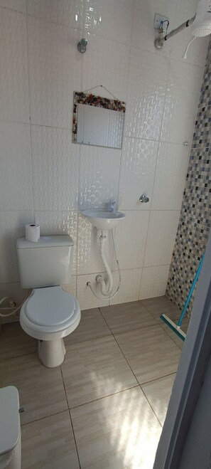 Comfort szoba kétszemélyes ággyal, 1 kétszemélyes ágy | Fürdőszoba | Toalettpapír