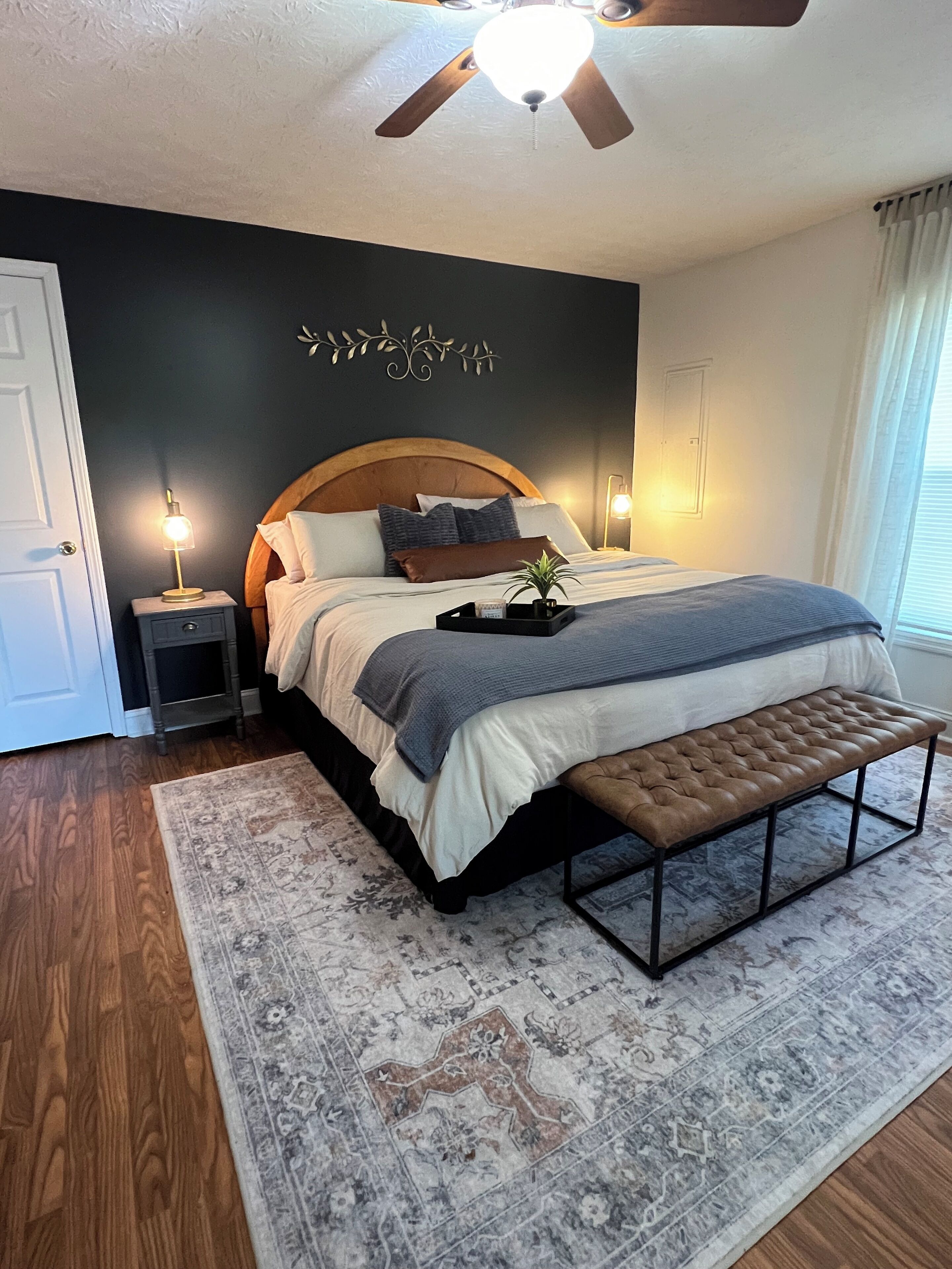 2 slaapkamers, een strijkplank/strijkijzer, wifi, beddengoed