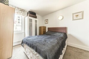 아파트 | 3 개의 침실, 무료 WiFi, 침대 시트