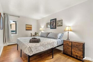 2 bedrooms, WiFi, bed sheets