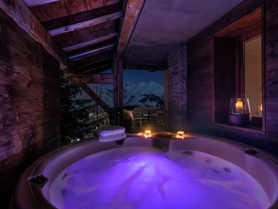 Bain à remous extérieur