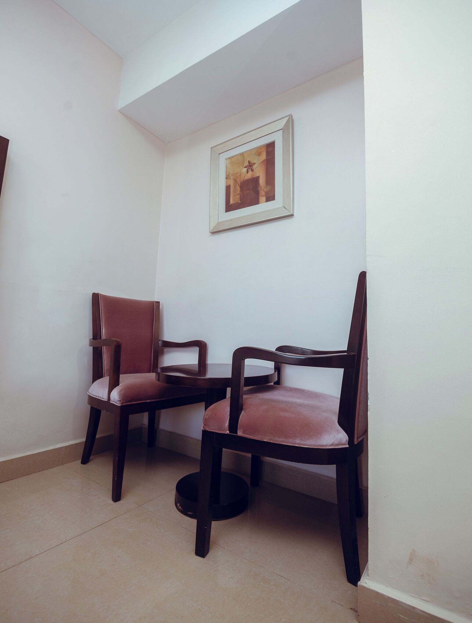 Photo - Noble House Hotel