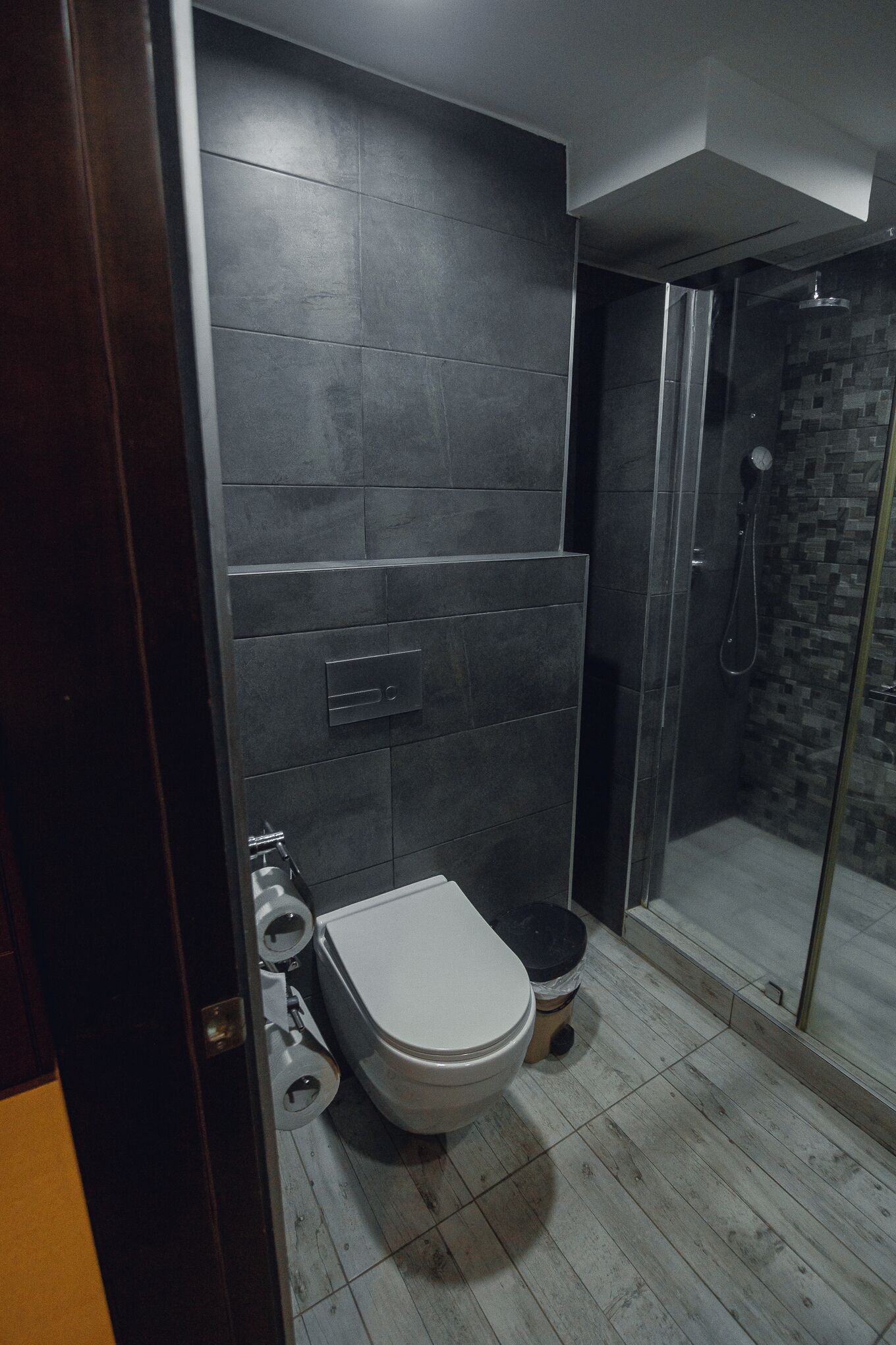 Photo - Noble House Hotel