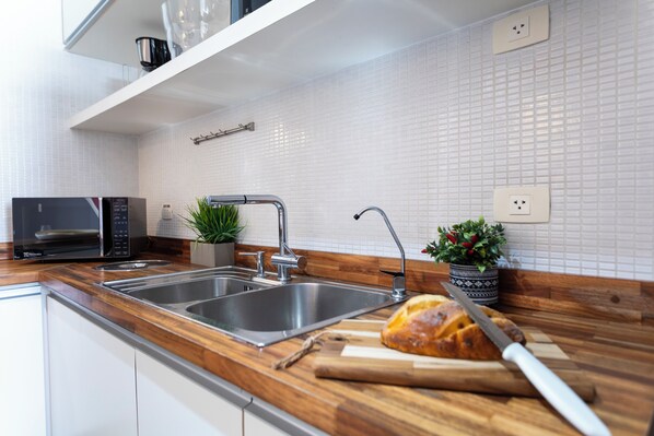 Apartment | Private kitchen - Cobertura com Piscina privativa e AC (Guarujá)