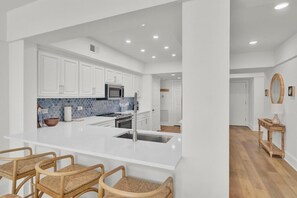 Appartement, meerdere bedden (Ocean Club 4102) | Privékeuken