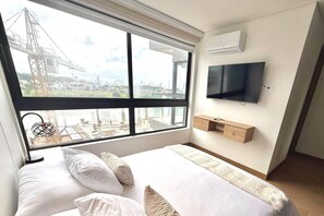 2 habitaciones, tabla de planchar con plancha, internet y ropa de cama 