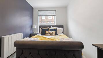 1 bedroom, iron/ironing board, free WiFi