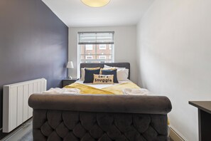 1 bedroom, iron/ironing board, free WiFi