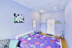 Basic Double Room | Premium bedding, free WiFi, bed sheets - Central Hostel (Riga)