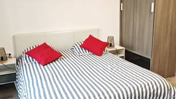 1 bedroom, iron/ironing board, free WiFi, bed sheets