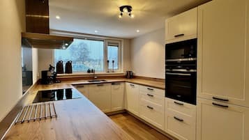 House | Private kitchen | High chair