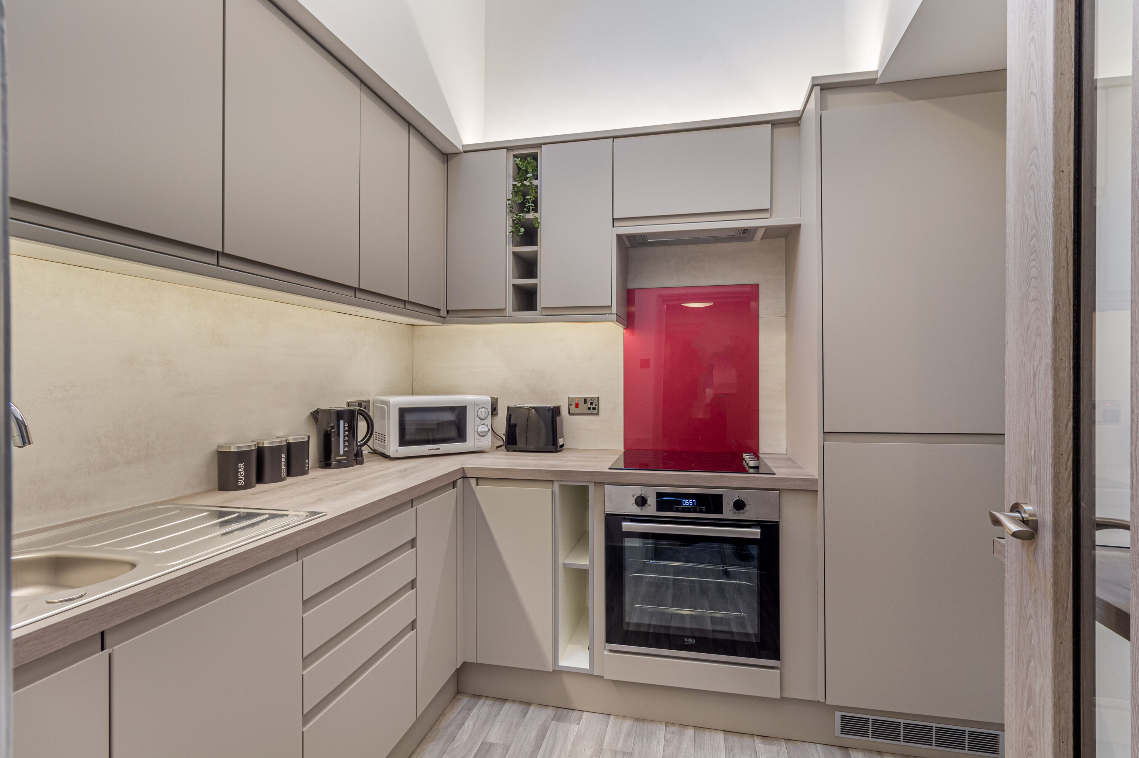 Microwave, oven