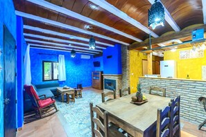 House | Dining - Holiday Home in Carcabuey With Private Pool (Carcabuey)