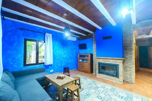 House | Living room - Holiday Home in Carcabuey With Private Pool (Carcabuey)