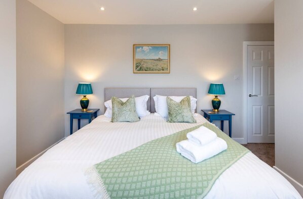 3 bedrooms, iron/ironing board, travel crib, WiFi