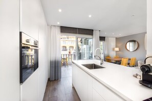 Fridge, microwave, oven, dishwasher - Paraiso B18 PENTHOUSE WITH STUNNING SEA VIEW & LARGE TERRACES (Arona)