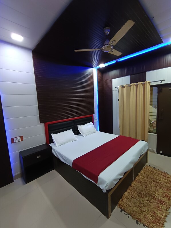 ダブルルーム シティビュー | WiFi (無料)