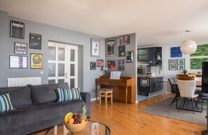 Smart TV, video games, books, music library