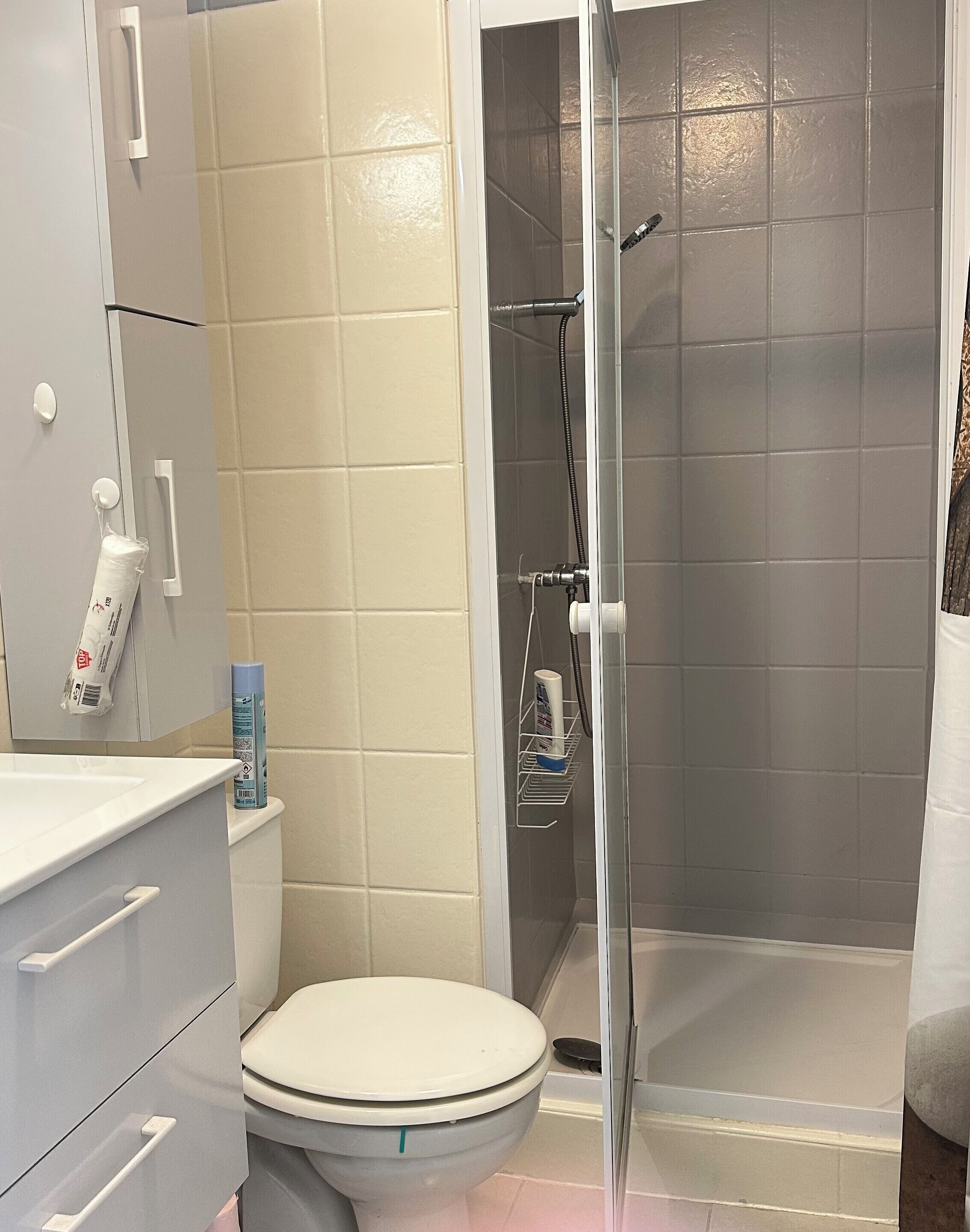 Hårføner og håndklær