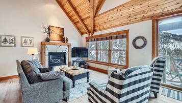 Téléviseur connecté, foyer