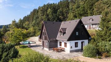 Villa | Exterior