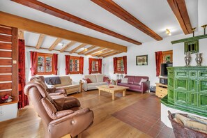 Villa | Living room | Fireplace