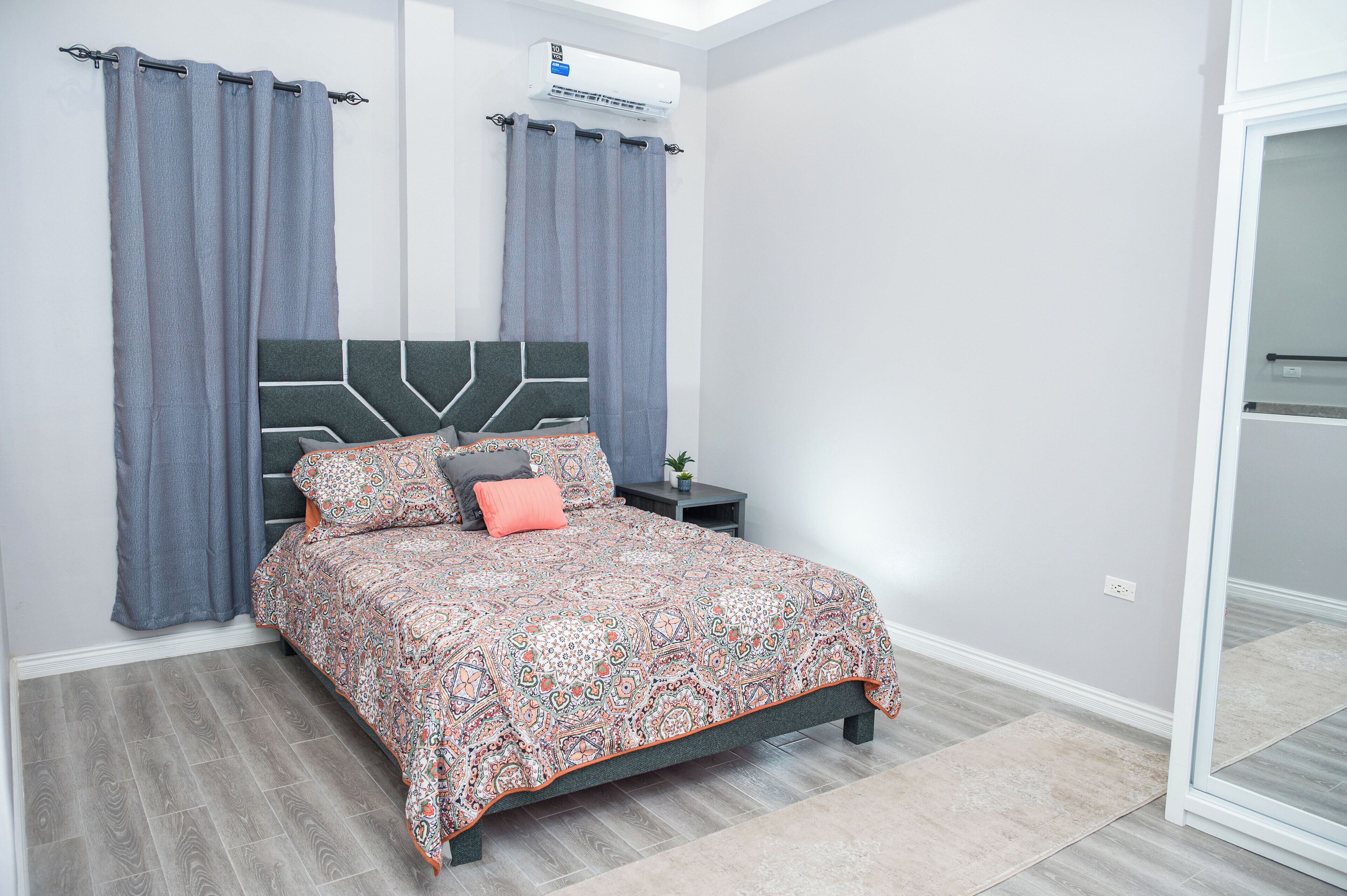 3 Schlafzimmer, Bügeleisen/Bügelbrett, WLAN, Bettwäsche