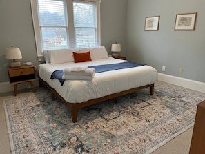 Desk, iron/ironing board, free WiFi, bed sheets