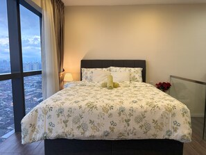 1 bedroom, iron/ironing board, free WiFi - Spacious Duplex Oasis Icon City (Petaling Jaya)