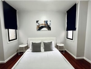 2 bedrooms, iron/ironing board, WiFi, bed sheets - Your Vacation home! 2bd next to Reading Terminal (Philadelphia)