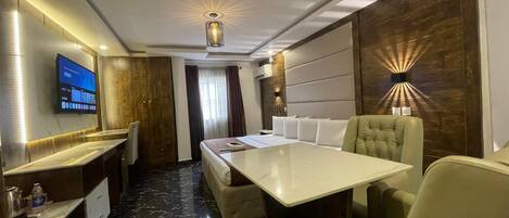 Habitación familiar doble | Escritorio y wifi gratis