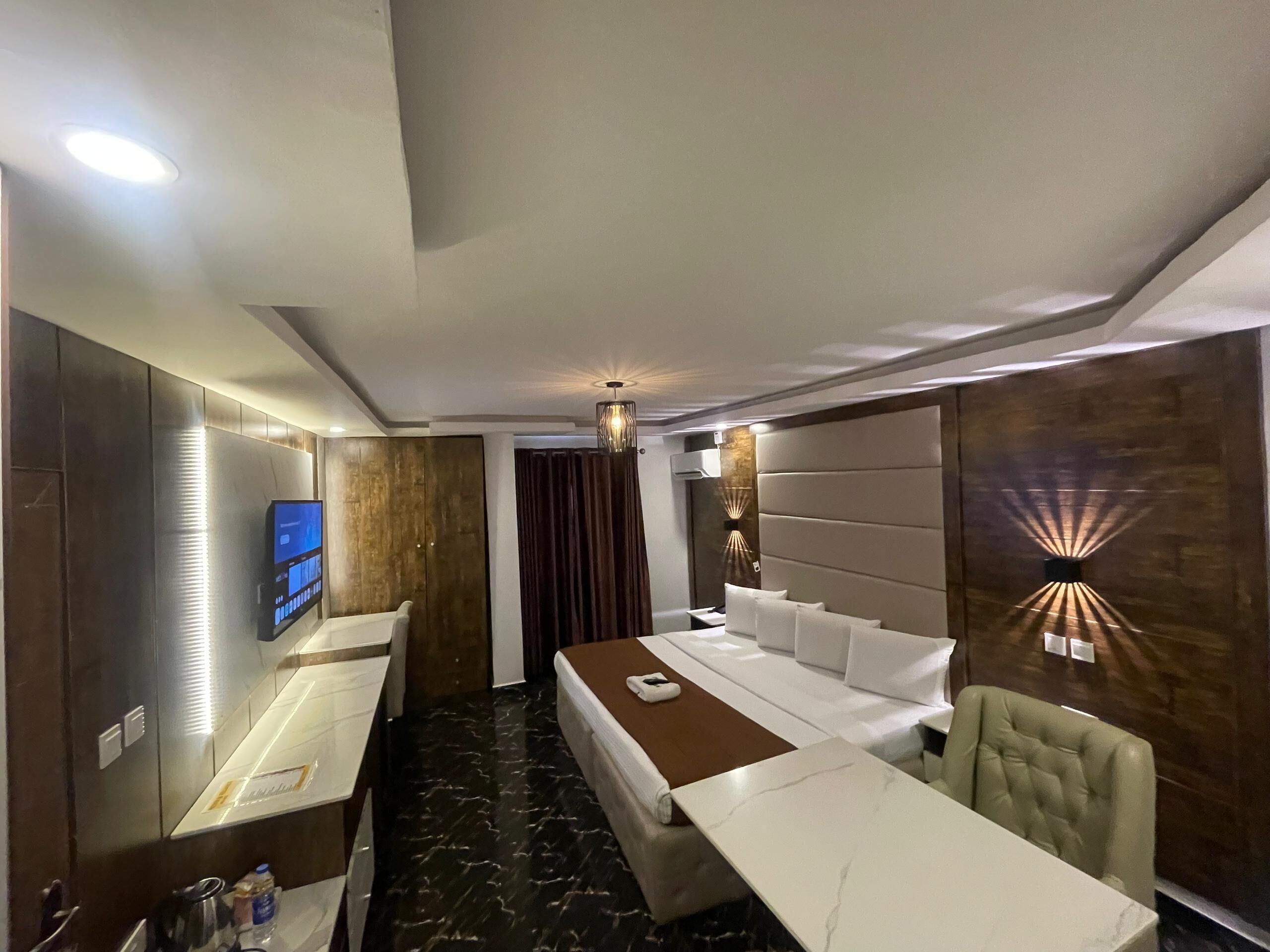 Bureau, Wi-Fi gratuit