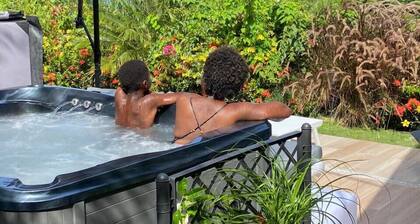 Sonia Bungalow with jacuzzi and large spaces ideal for 2 people.