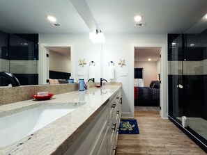 Shower, hair dryer, towels, soap - Fish Stories 5 Bedroom/3.5 Bathroom With Pool and Playscape (Port O'Connor)