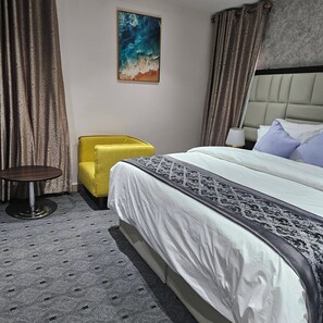 Habitación doble clásica | Wifi gratis y ropa de cama 