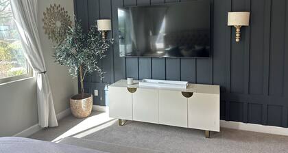 Luxury new home in tranquil Tubac with WiFi, AC, and all the amenities!