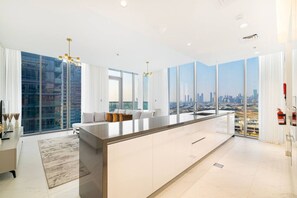 Interior - 2BR in with Burj Khalifa View (Dubai)