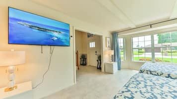 5 bedrooms, iron/ironing board, WiFi, bed sheets