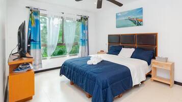 2 quartos, ferros/tábuas de passar roupa, berço de viagem, Wi-Fi