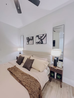 1 chambre, fer et planche à repasser, Wi-Fi, literie fournie