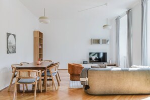 Televisie en een stereo