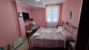 3 dormitorios, tabla de planchar con plancha, wifi y ropa de cama