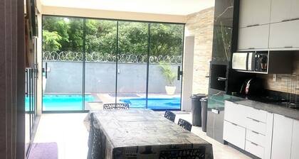 House with heated pool close to the center and Flamboyant, pet friendly