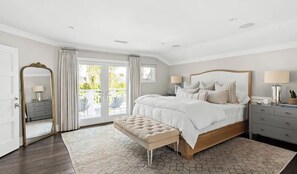 4 dormitorios, tabla de planchar con plancha, wifi y ropa de cama