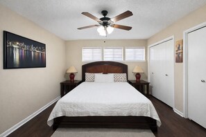 3 chambres, bureau, fer et planche à repasser, Wi-Fi