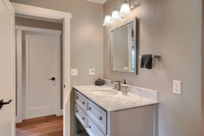 Amenidades de baño ecológicas y secadora de cabello 