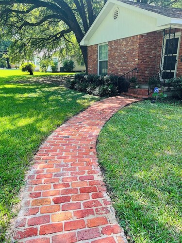 Gorgeous Garden District Cottage