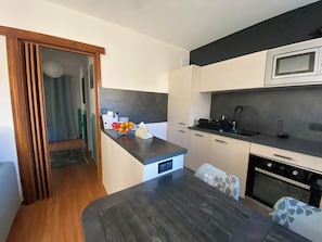 Fridge, microwave, oven, dishwasher