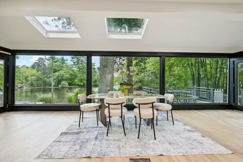 Modern Lake Home - 4-bedroom house in charming North Attleborough and Mansfield