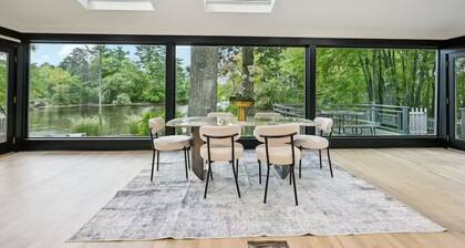 Modern Lake Home - 4-bedroom house in charming North Attleborough and Mansfield